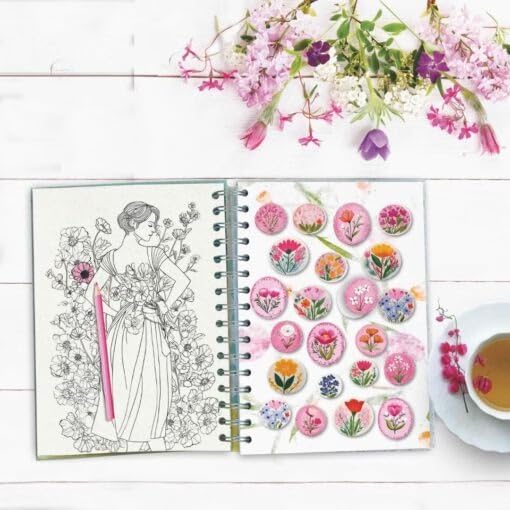 Daphne’s Diary Journal 2027 : Creative Pages - Handy Lists and Space for Your own Ideas
